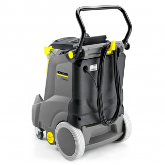 Моющий пылесос Karcher Puzzi 30/4 E